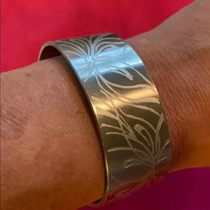 STEELX stainless steel engraved cuff